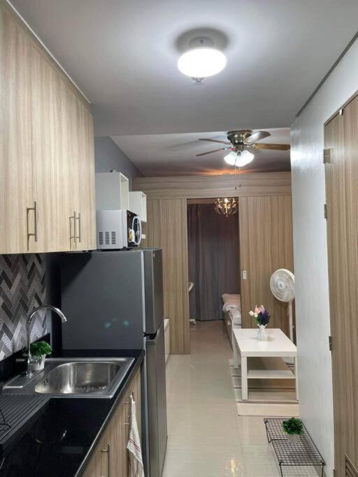 Fully Equipped 1Br Condo At Shore2 Near To Moa 마닐라 외부 사진